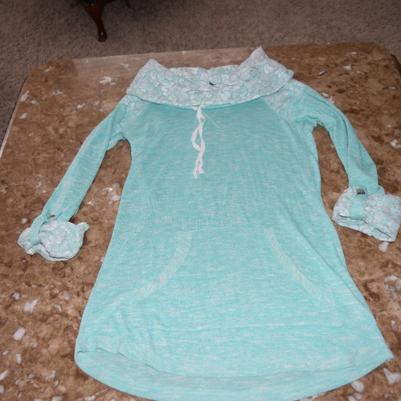 Large Vanity Long Sleeve Shirt - Picture 4 of 4